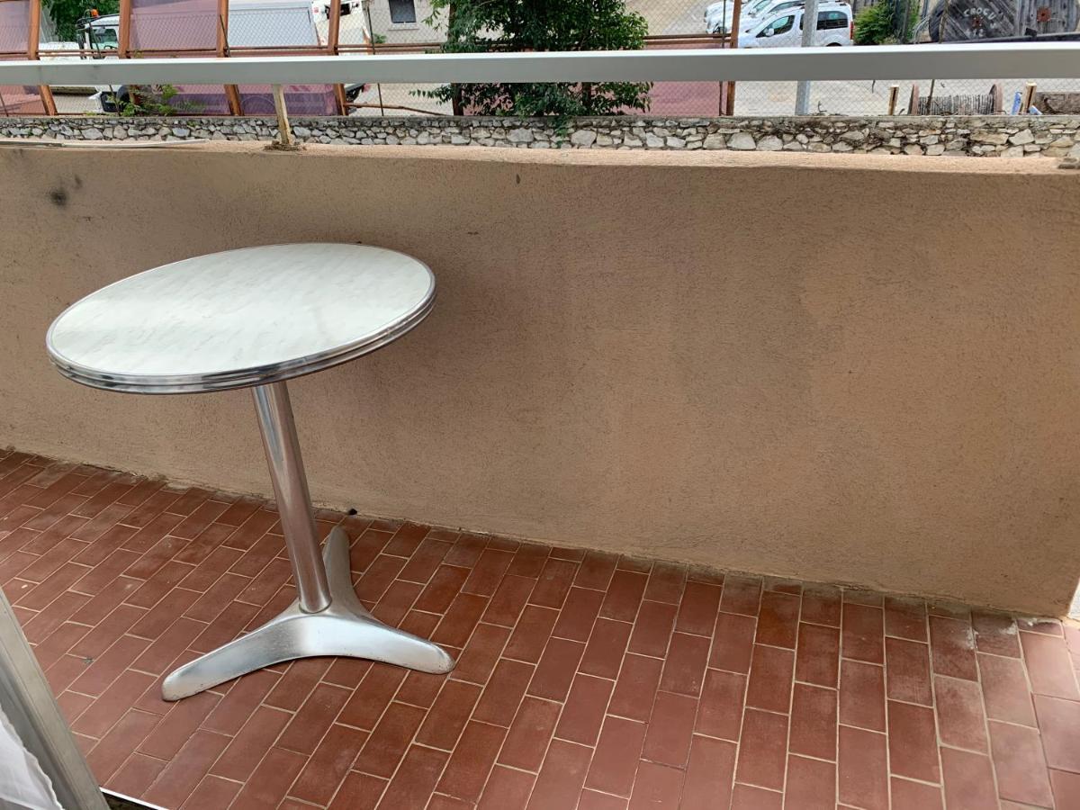 شقة Nimes Studio Les Lavandes Parking Securise المظهر الخارجي الصورة